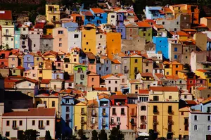 Sardinia for many is yachts, parties and beaches on the Costa Smerelda. We prefer a Sardinia as beautiful, less well-traveled and more relaxed. 
