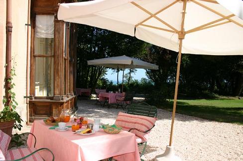 Italian Country Hotel 