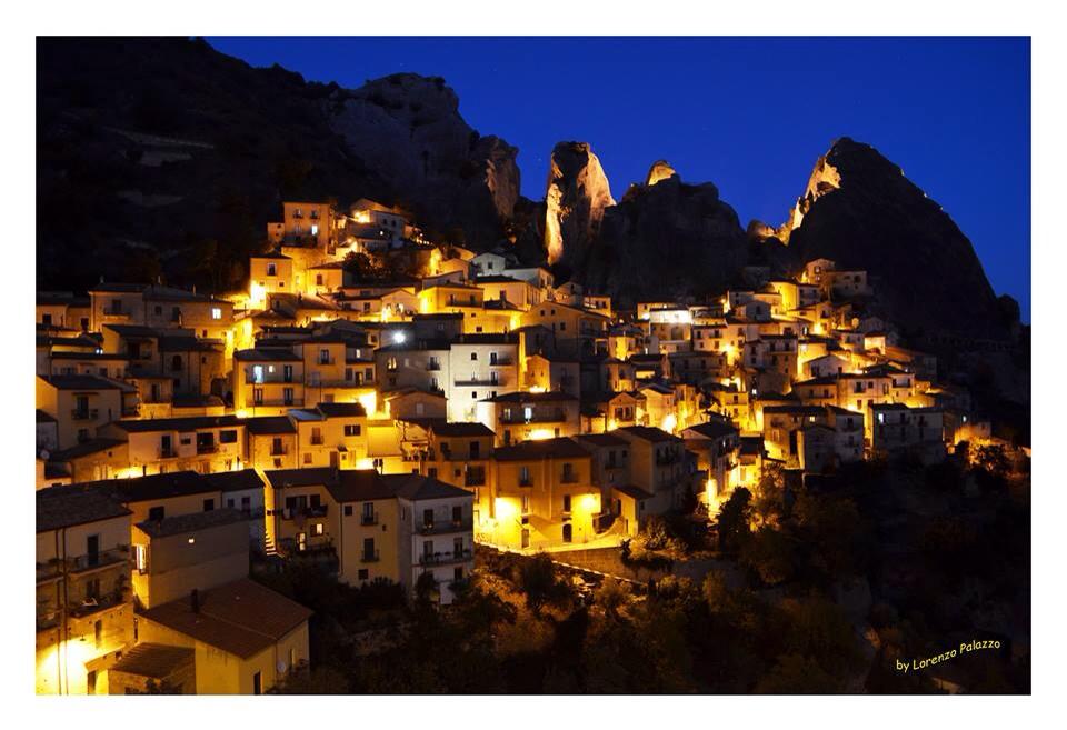 Castelmezzano at night
