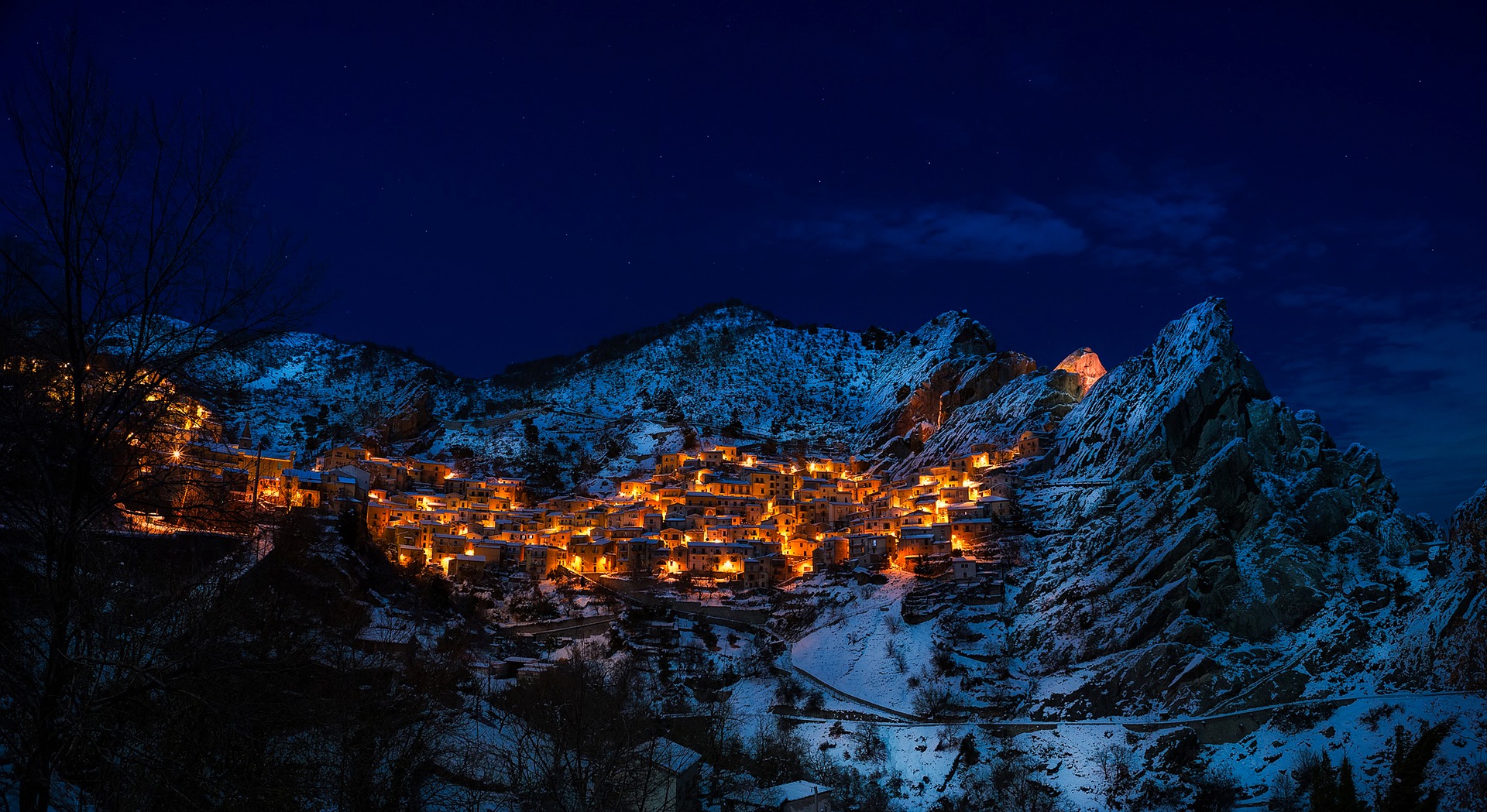 Castelmezzano at night Castelmezzano at night