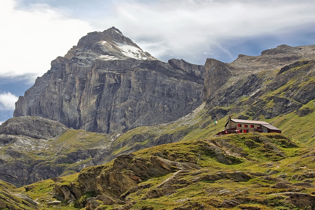 Mountains in the Valle d'Aosta Mountains in the Valle d'Aosta