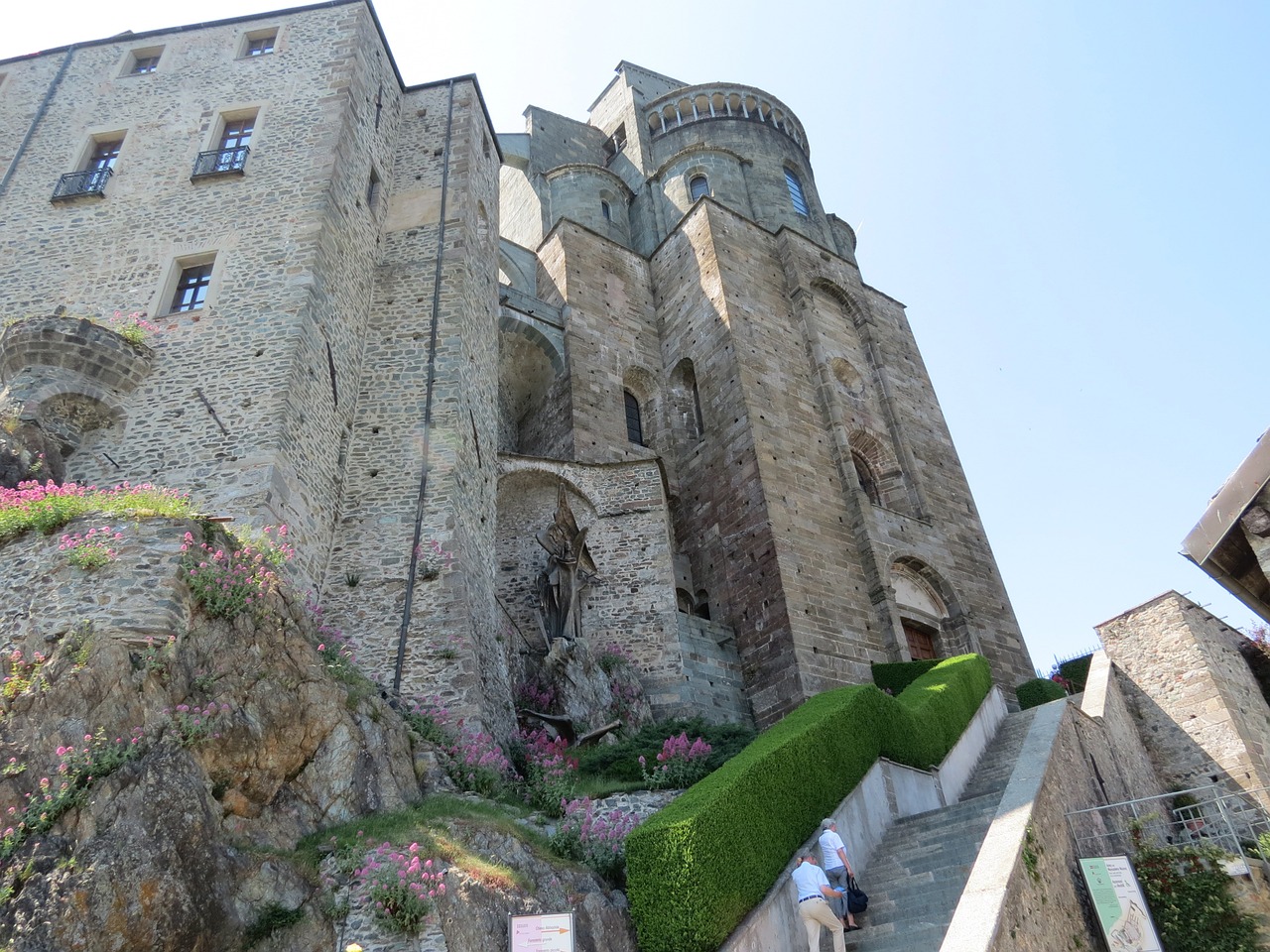 sacra-san-michele-pixa-turin.jpg sacra-san-michele-pixa-turin.jpg