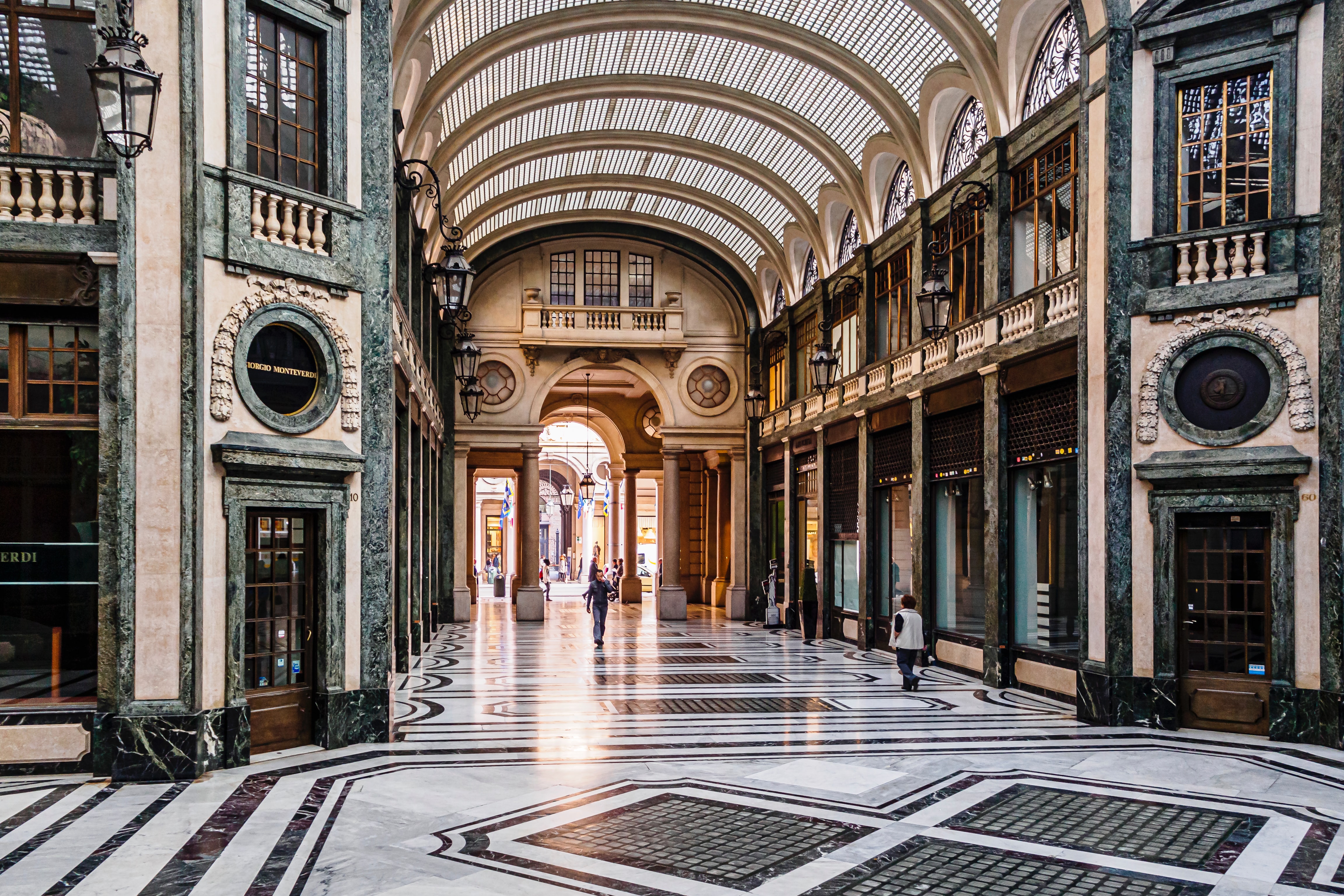 Torino souvenir store shop