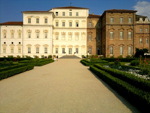 Explore the Venaria Reale History: World's Largest Royal Palace